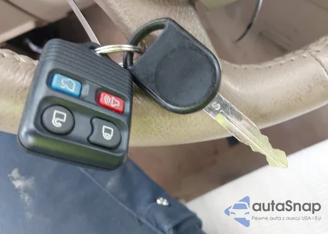 2008 Ford Explorer Xlt z USA, uszkodzony, nr VIN 1FMEU63E58UB24513